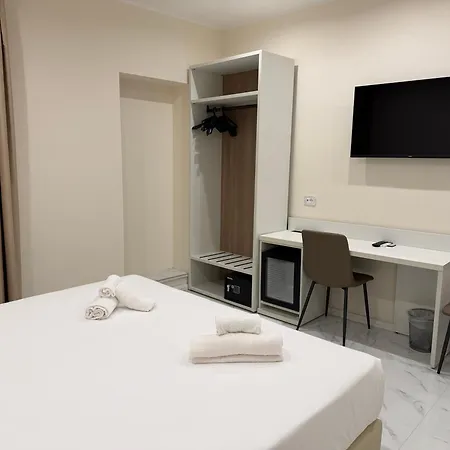 Margot Hotel 3*