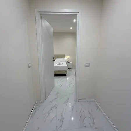 Margot Hotel